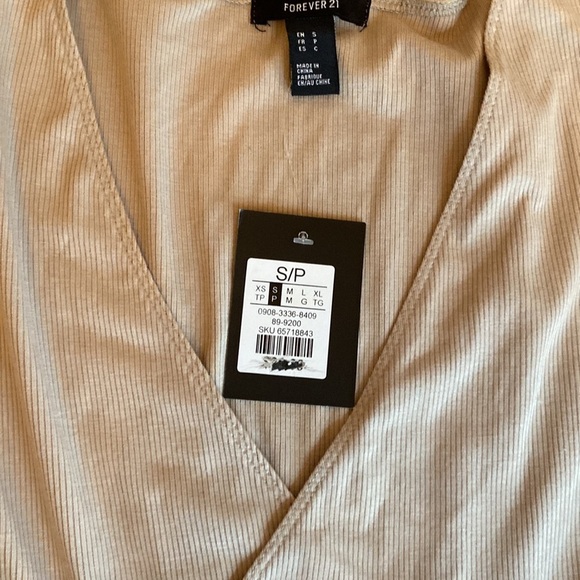 Top - Picture 3 of 3